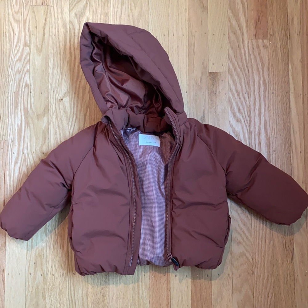 Zara puffer jacket with detachable hood